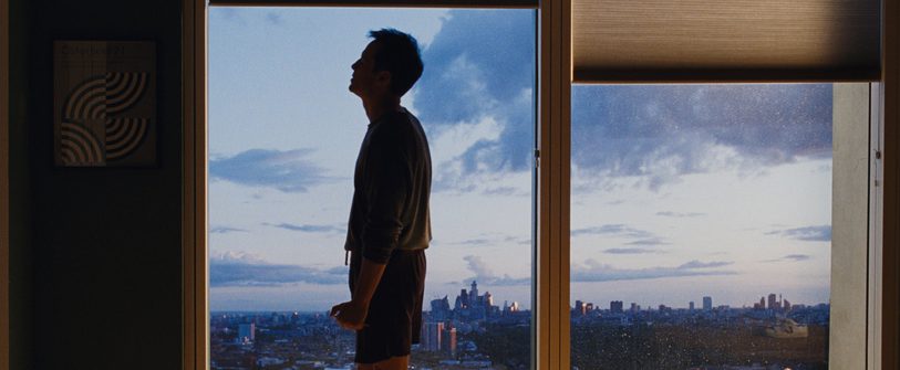 Andrew Scott looking over London Skyline in All of Us Strangers, Dir. Andrew Haigh, Searchlight Pictures