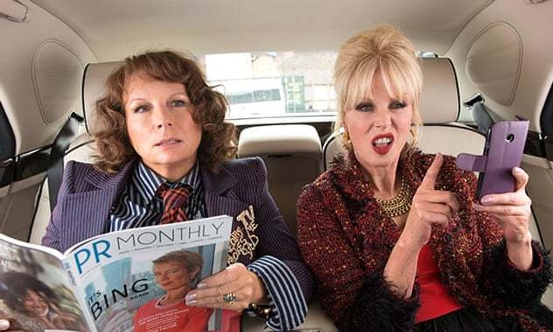 Still of Absolutely Fabulous: The Movie. Two women sitting in the back of a car