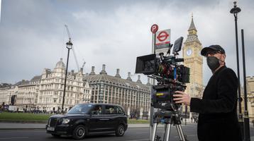 Director STEVEN SODERBERGH on the set of Warner Bros. Pictures musical comedy “MAGIC MIKE’S LAST DANCE,” a Warner Bros. Pictures release.